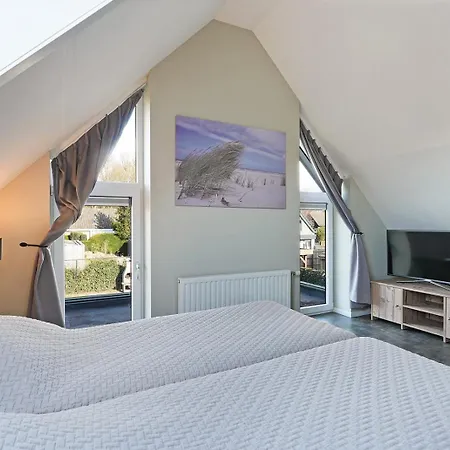 Oude Nieuwlandseweg 33 - Ouddorp - Villa Mastlo Met 2 Jacuzzi'S - Not For Companies *