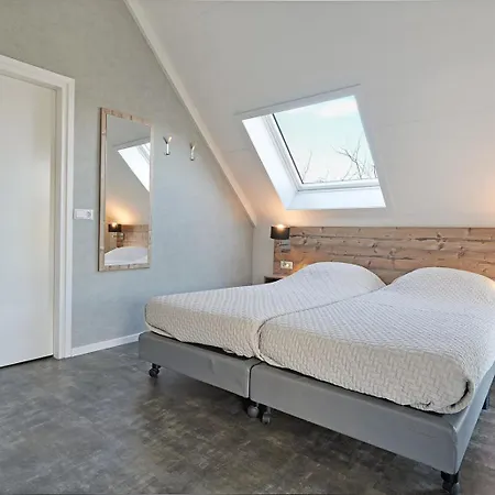 Oude Nieuwlandseweg 33 - Ouddorp - Villa Mastlo Met 2 Jacuzzi'S - Not For Companies Ouddorp