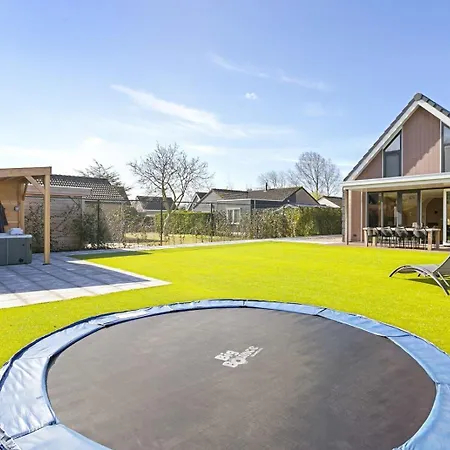 Oude Nieuwlandseweg 33 - Ouddorp - Villa Mastlo Met 2 Jacuzzi'S - Not For Companies