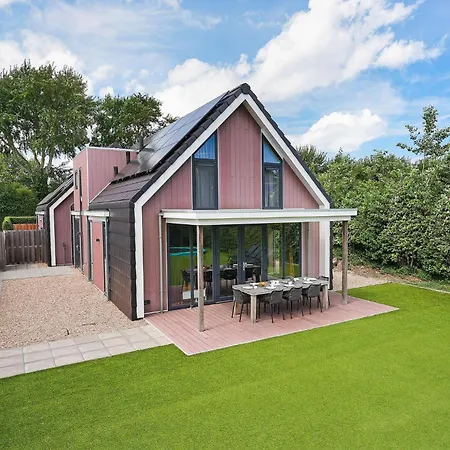 Holiday home Oude Nieuwlandseweg 33 - Ouddorp - Villa Mastlo Met 2 Jacuzzi'S - Not For Companies *